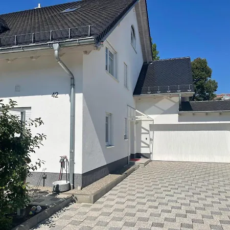 Schoene Ferienwohnung In Augsburg/ 94M^2 *