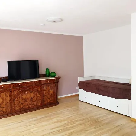 Schoene Ferienwohnung In Augsburg/ 94M^2 Appartement *