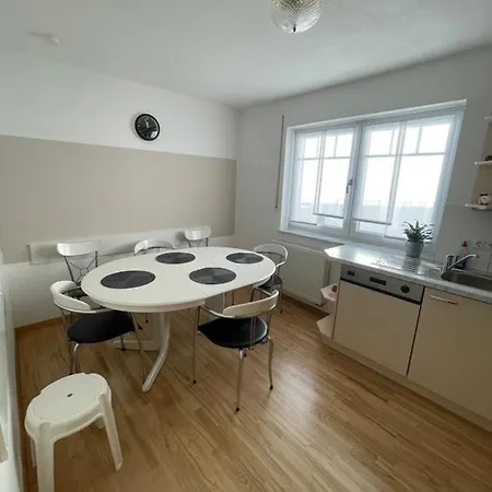 Appartement Schoene Ferienwohnung In Augsburg/ 94M^2